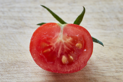 Frucht_rot_halb_8